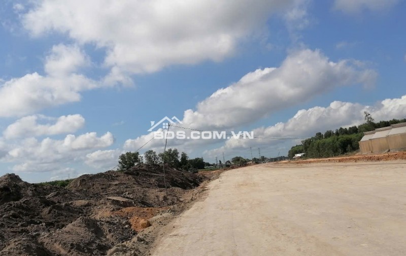 cần bán đất cây lâu năm,sổ riêng chính chủ